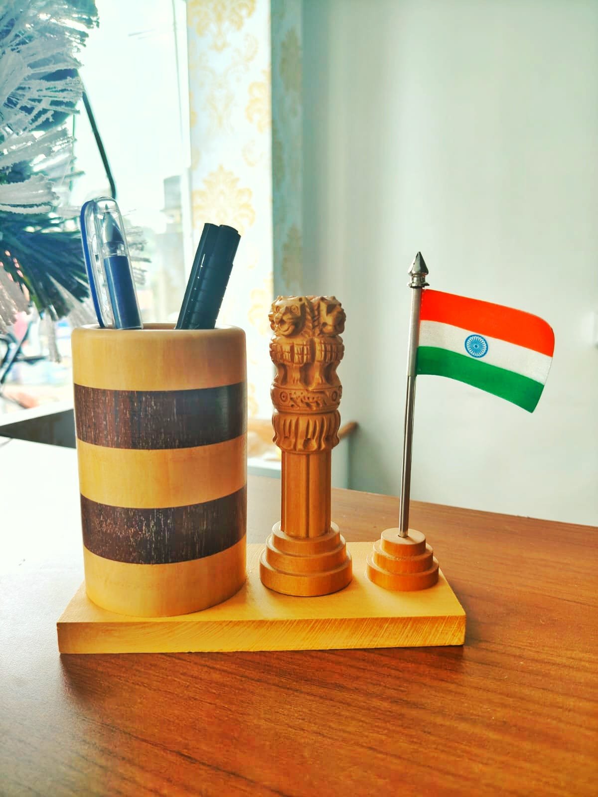 Ashoka Pillar Tabletop Pen Holder crafted in white wood with India Flag thumbnail 1